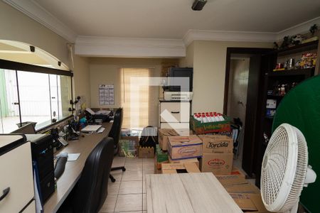 Casa para alugar com 202m², 3 quartos e 5 vagasEscritório