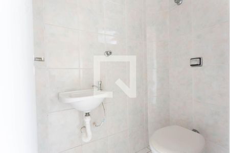 Apartamento para alugar com 83m², 2 quartos e 1 vaga Apartamento para alugar com 83m², 2 quartos e 1 vagaBanheiro de Serviços