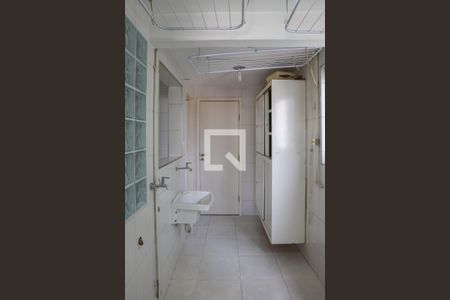 Apartamento para alugar com 93m², 3 quartos e 1 vagaÁrea de Serviço