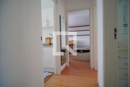 Apartamento à venda com 56m², 2 quartos e 1 vagaBanheiro Corredor