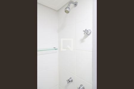 Apartamento à venda com 65m², 2 quartos e 1 vaga Apartamento à venda com 65m², 2 quartos e 1 vagaBanheiro da suíte