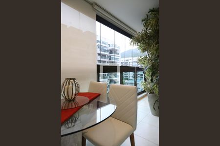 Varanda de apartamento à venda com 2 quartos, 65m² em Recreio dos Bandeirantes, Rio de Janeiro