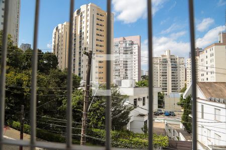 Casa à venda com 218m², 5 quartos e 3 vagasVista da Suíte 1