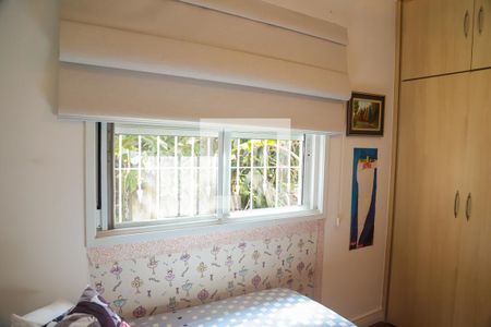 Casa à venda com 218m², 5 quartos e 3 vagasQuarto 