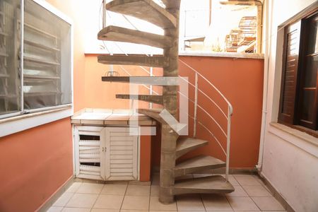 Casa à venda com 218m², 5 quartos e 3 vagasÁrea de Serviço