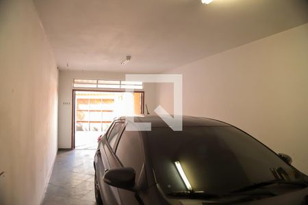 Casa à venda com 218m², 5 quartos e 3 vagasGaragem