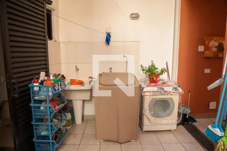 Casa à venda com 218m², 5 quartos e 3 vagasÁrea de Serviço