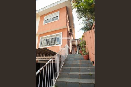 Casa à venda com 218m², 5 quartos e 3 vagasFachada