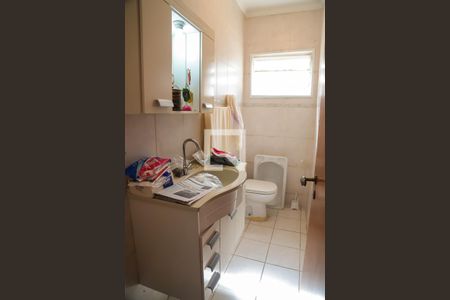 Casa à venda com 218m², 5 quartos e 3 vagasBanheiro Social