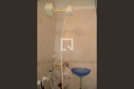 Casa à venda com 218m², 5 quartos e 3 vagasBanheiro Social