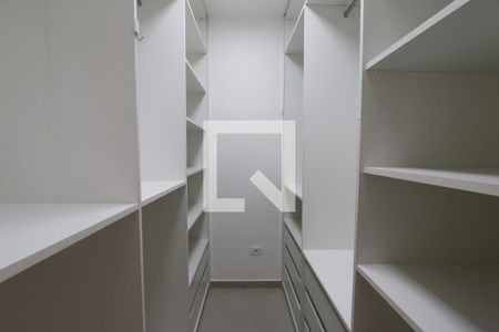Apartamento à venda com 114m², 3 quartos e 1 vagaCloset