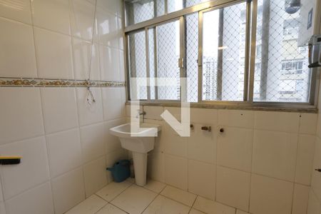 Apartamento à venda com 114m², 3 quartos e 1 vagaÁrea de Serviço