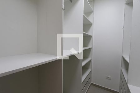 Apartamento à venda com 114m², 3 quartos e 1 vagaCloset