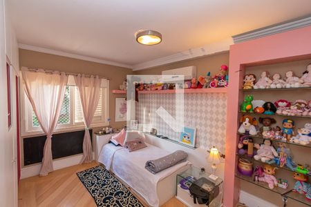 Casa de condomínio à venda com 439m², 4 quartos e 4 vagasSuite 4