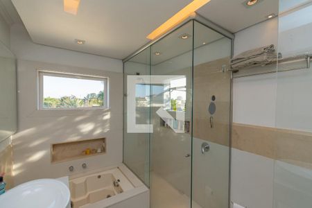 Casa de condomínio à venda com 439m², 4 quartos e 4 vagasBanheiro da Suíte 1