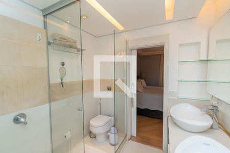 Casa de condomínio à venda com 439m², 4 quartos e 4 vagasBanheiro da Suíte 1