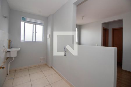 Apartamento para alugar com 46m², 2 quartos e 1 vaga Apartamento para alugar com 46m², 2 quartos e 1 vagaCozinha e Área de Serviço