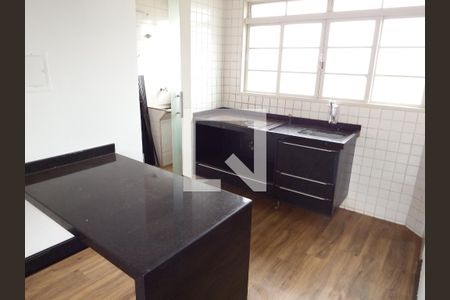 Apartamento para alugar com 68m², 2 quartos e 1 vagaCozinha