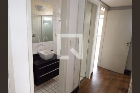 Apartamento para alugar com 68m², 2 quartos e 1 vagaBanheiro Social