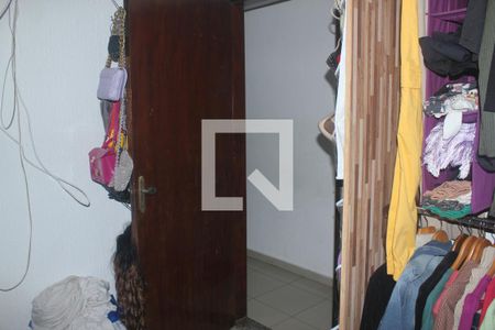 Casa para alugar com 200m², 6 quartos e 2 vagasQuarto 4/Closet