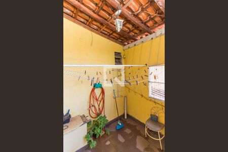 Casa à venda com 112m², 2 quartos e 2 vagasQuintal