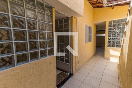 Casa à venda com 112m², 2 quartos e 2 vagasQuintal