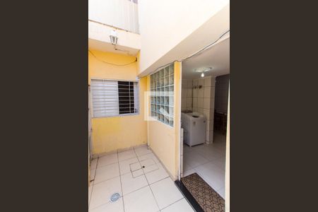Casa à venda com 112m², 2 quartos e 2 vagasQuintal