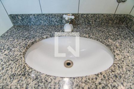 Apartamento à venda com 76m², 2 quartos e 1 vagaBanheiro do Quarto 1