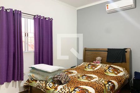 Casa à venda com 130m², 3 quartos e 3 vagas Casa à venda com 130m², 3 quartos e 3 vagasQuarto 1