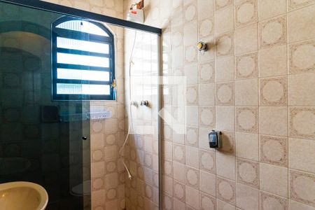 Casa à venda com 350m², 4 quartos e 2 vagasBanheiro Social