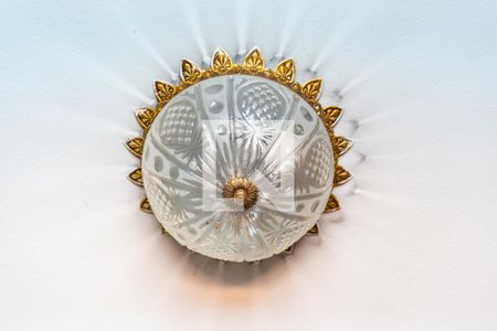 Casa à venda com 350m², 4 quartos e 2 vagasQuarto 1 Detalhe