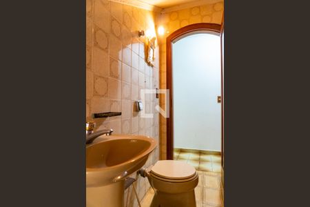 Casa à venda com 350m², 4 quartos e 2 vagasLavabo