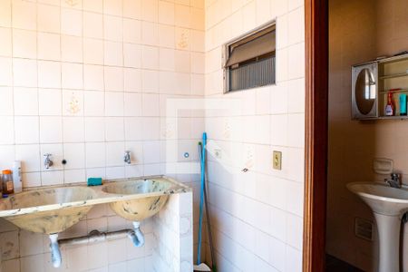 Casa à venda com 350m², 4 quartos e 2 vagasÁrea de Serviço