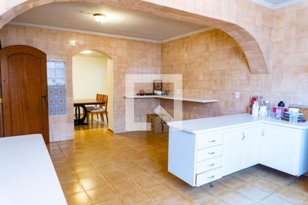 Casa à venda com 350m², 4 quartos e 2 vagasCozinha