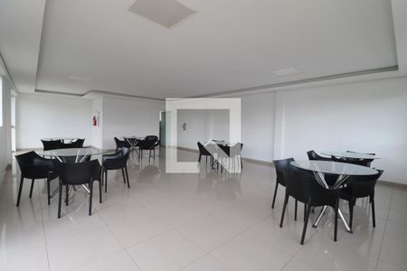 Apartamento à venda com 63m², 2 quartos e 1 vaga Apartamento à venda com 63m², 2 quartos e 1 vagaSalão de festas