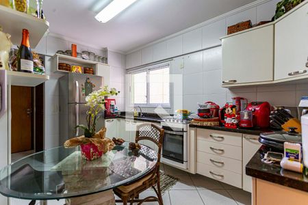 Apartamento à venda com 105m², 3 quartos e 2 vagasCozinha