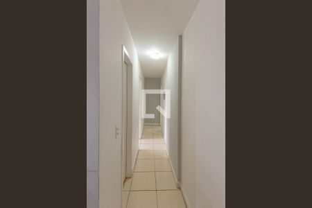 Corredor de apartamento para alugar com 3 quartos, 67m² em Anil, Rio de Janeiro