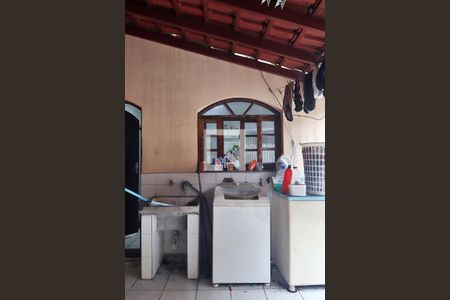 Casa à venda com 150m², 4 quartos e 4 vagasÁrea de Serviço