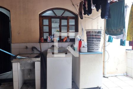 Casa à venda com 150m², 4 quartos e 4 vagasÁrea de Serviço