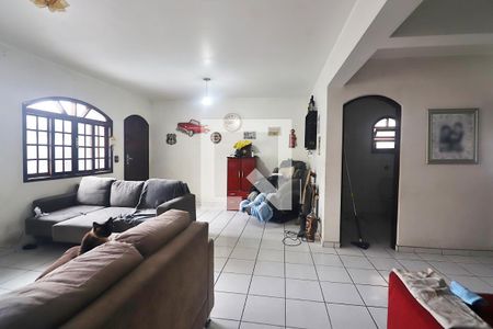 Sala de casa à venda com 4 quartos, 150m² em Jardim Utinga, Santo André