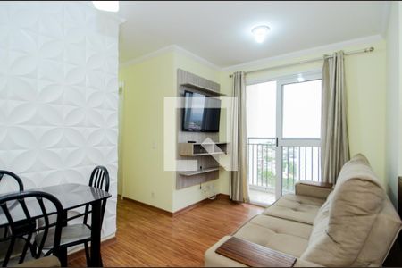 Sala de apartamento para alugar com 3 quartos, 58m² em Jardim Las Vegas, Guarulhos