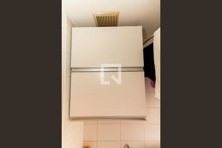 Apartamento à venda com 89m², 3 quartos e 1 vaga Apartamento à venda com 89m², 3 quartos e 1 vagaArmário da área de serviço