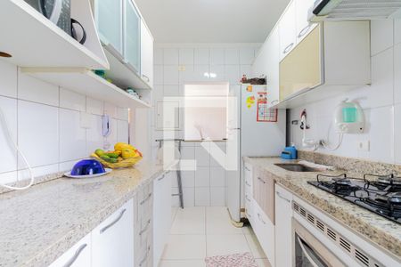 Cozinha de apartamento à venda com 2 quartos, 68m² em Vila Campo Grande, São Paulo