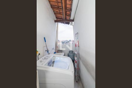 Casa à venda com 260m², 2 quartos e 2 vagas Casa à venda com 260m², 2 quartos e 2 vagasÁrea de Serviço