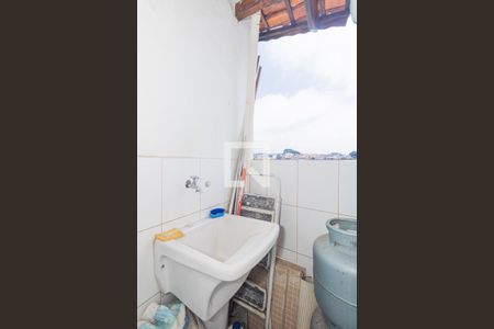 Casa à venda com 260m², 2 quartos e 2 vagas Casa à venda com 260m², 2 quartos e 2 vagasÁrea de Serviço