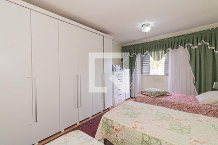 Casa à venda com 260m², 2 quartos e 2 vagas Casa à venda com 260m², 2 quartos e 2 vagasQuarto - Casa 02