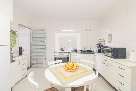 Casa à venda com 260m², 2 quartos e 2 vagas Casa à venda com 260m², 2 quartos e 2 vagasCozinha - Casa 02