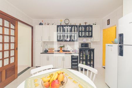 Casa à venda com 260m², 2 quartos e 2 vagas Casa à venda com 260m², 2 quartos e 2 vagasCozinha - Casa 02