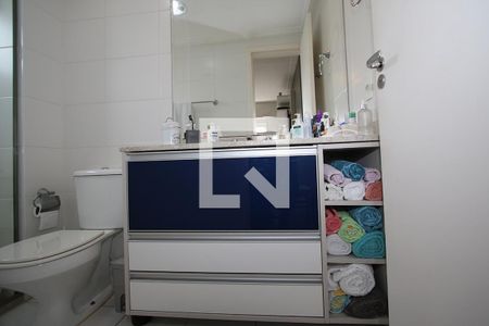 Apartamento para alugar com 71m², 2 quartos e 2 vagas Apartamento para alugar com 71m², 2 quartos e 2 vagasBanheiro da Suíte