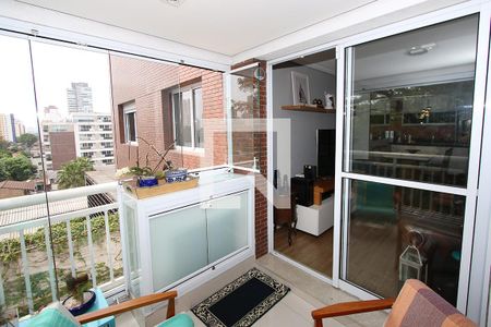 Apartamento para alugar com 71m², 2 quartos e 2 vagas Apartamento para alugar com 71m², 2 quartos e 2 vagasVaranda
